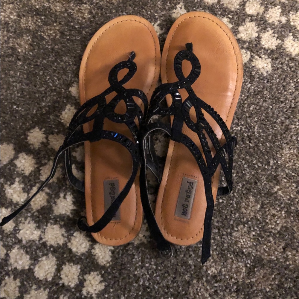 Strapped sandals
